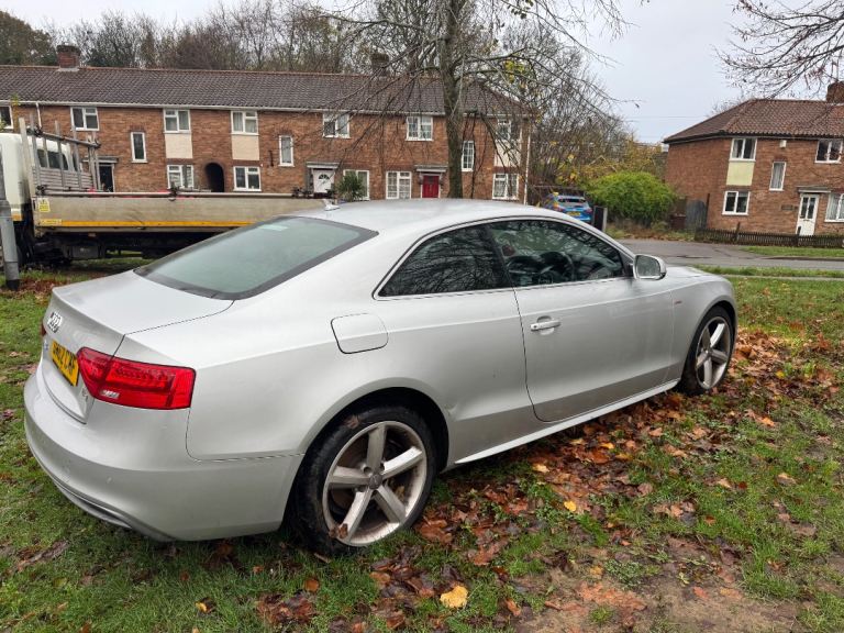 Audi, A5, Coupe, 2013, Manual, 1798 (cc), 2 doors