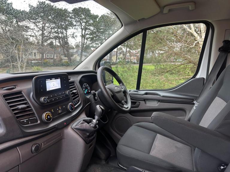 2021 Ford Transit Custom 2.0 300 EcoBlue Leader L2 H1 Euro 6 (s/s) 5dr PANEL VAN Diesel Manual