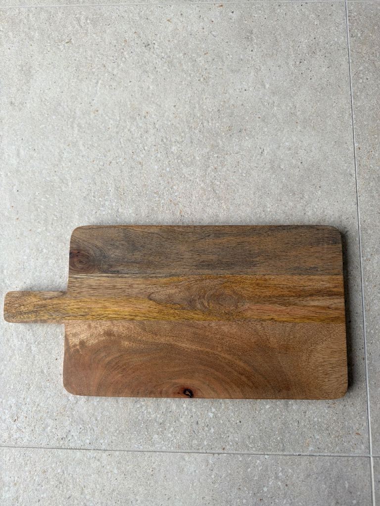 Wooden Serving Board / Chopping Board – Good Condition