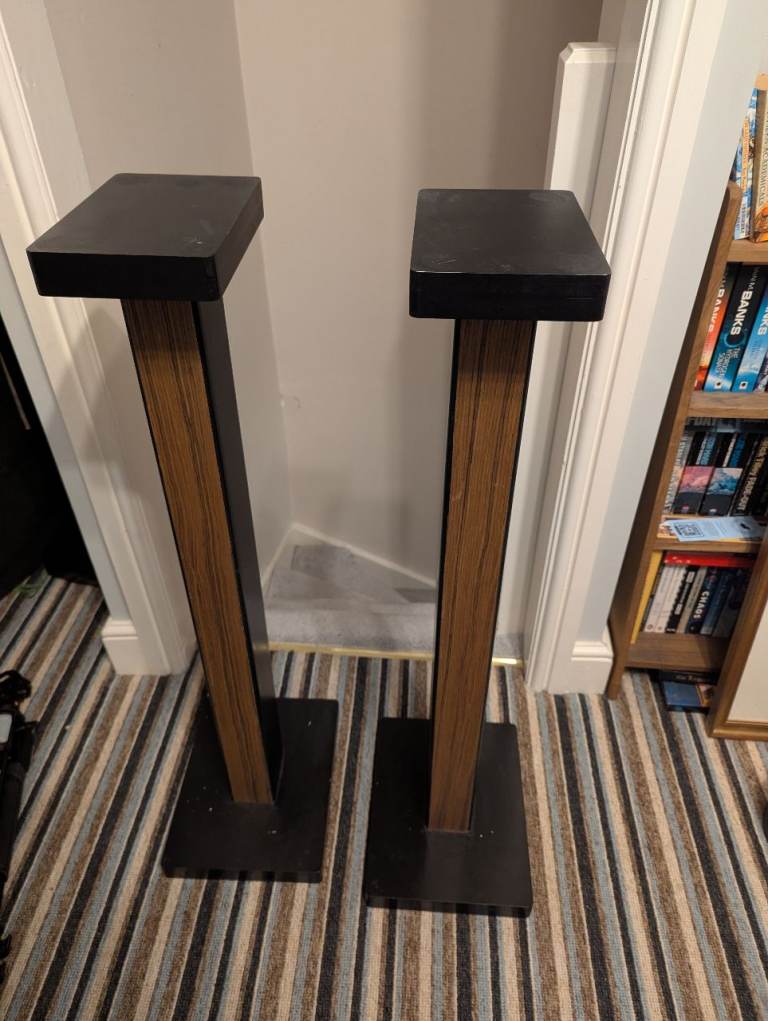 Speaker stands