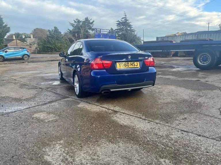 BMW 3 SERIES E90 LCI Facelift BLUE BREAKING