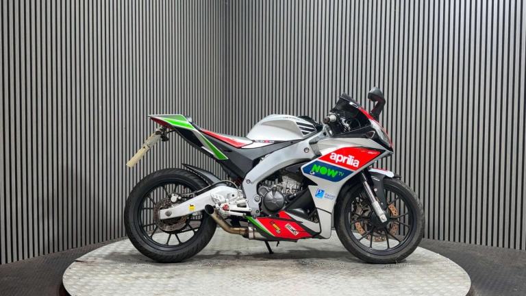 Aprilia RS RS4 2017 SPORTS BIKE 125CC PROJECT SPARES OR REPAIR