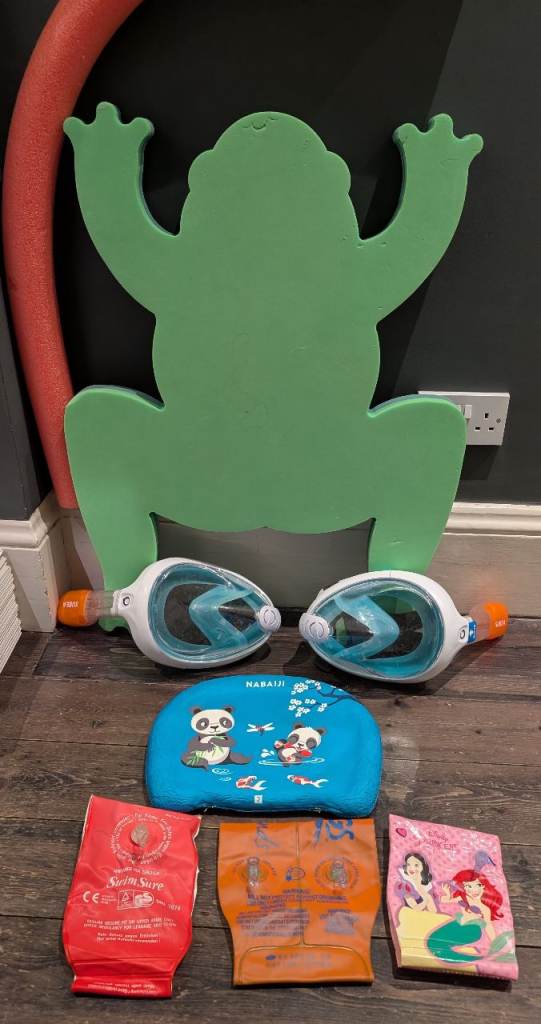 Kids swimming job lot - snorkel masks & floats