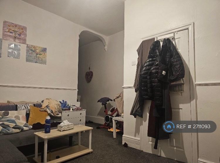 2 bedroom house in Cateaton Street, Bury, BL9 (2 bed) (#2711093)