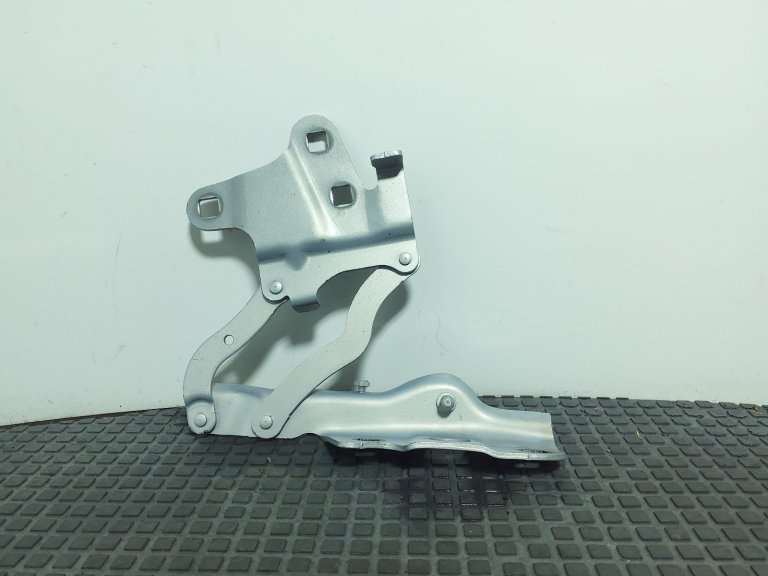 Alfa Romeo Stelvio Bonnet Hinge 2017-2026 50535405 Right Hand