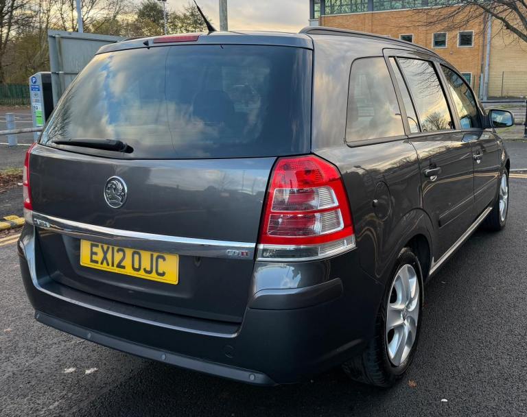 Vauxhall, ZAFIRA, MPV, 2012, Manual, 1686 (cc), 5 doors