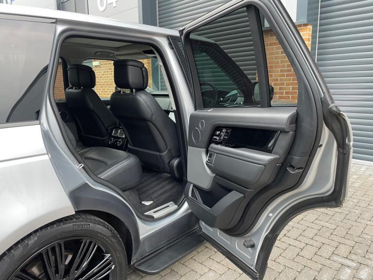 2018 Land Rover Range Rover 4.4 SDV8 Autobiography 4dr Auto ESTATE Diesel Automatic