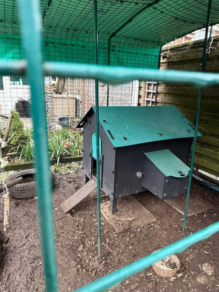 Soneco chicken coop