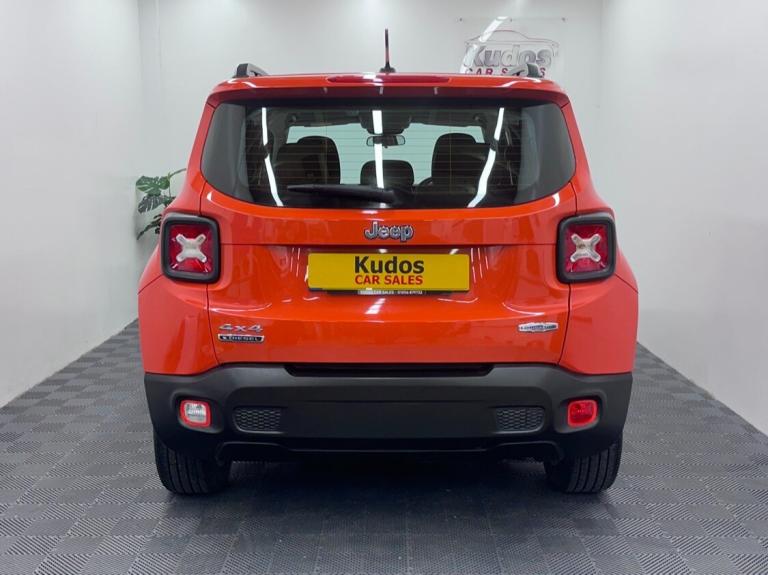 2016 Jeep Renegade 2.0 Multijet Limited 5dr 4WD - FULL LEATHER - REAR SENSORS - FSH ESTATE Diesel...