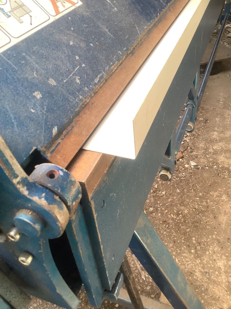 Metal Roofing  Trim 3 m  Metal Roofing  Gutters
