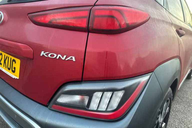 2022 Hyundai KONA 1.0 TGDi 48V MHEV Premium 5dr HATCHBACK PETROL Manual