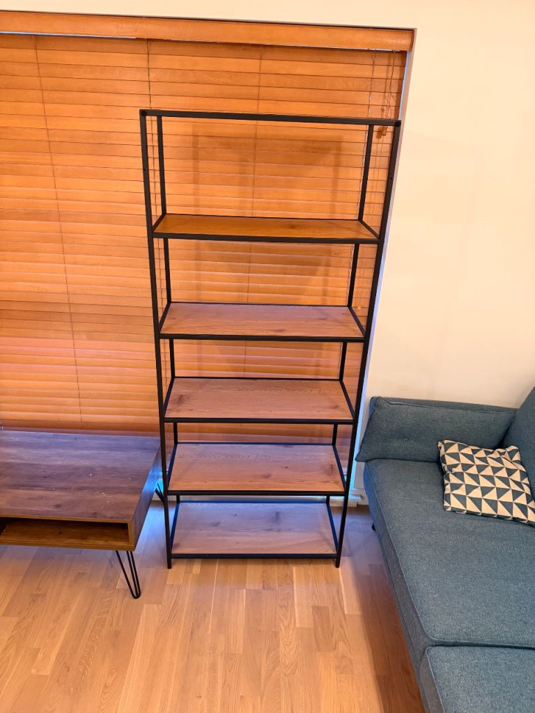 Industrial Style Bookcase with Wooden Shelves – Good Condition