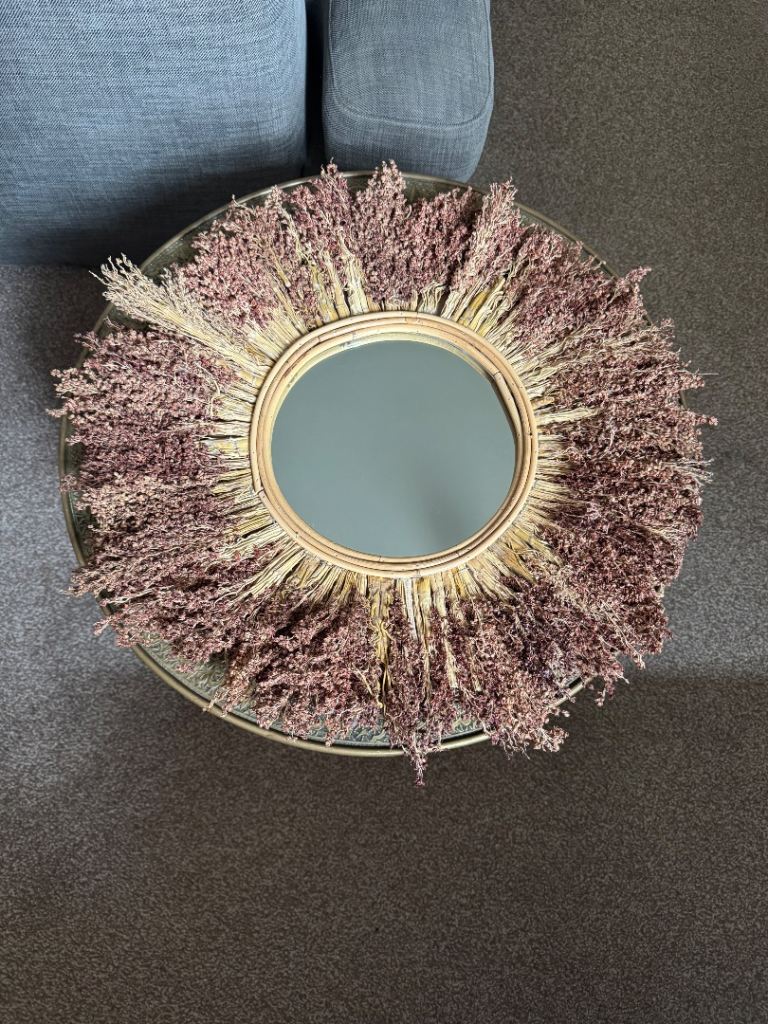 Mirror with dried flowers