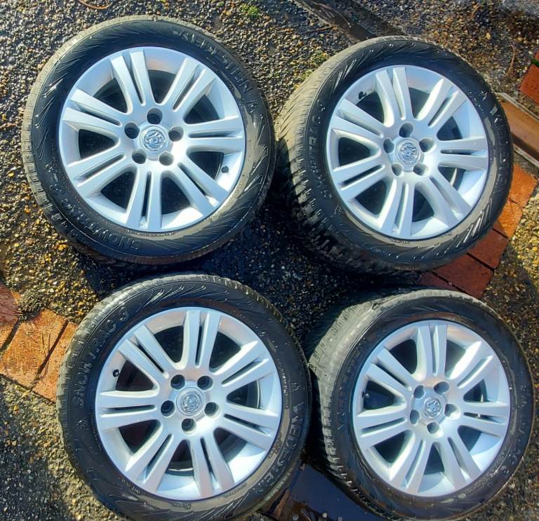 Alloy wheel set