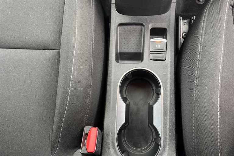 2021 Renault Captur 1.3 TCe (140 PS) Iconic 5 Door Petrol SUV Automatic SUV Petrol Automatic