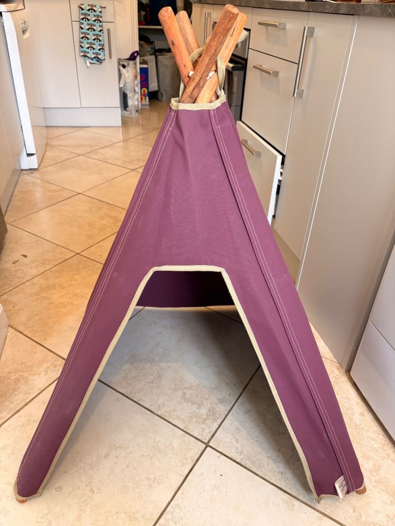Pooch and Paws Pet Teepee