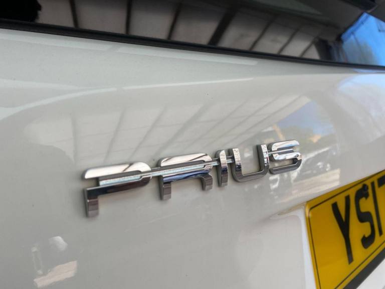 TOYOTA PRIUS 1.8 VVT-h Business Edition CVT Euro 6 (s/s) 5dr 2017