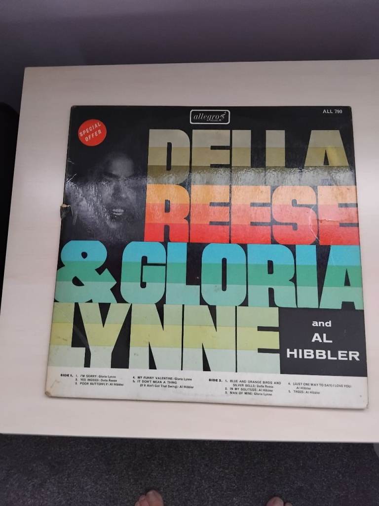 A vintage vinyl record featuring Della Reese & Gloria Lynne with Al Hibbler