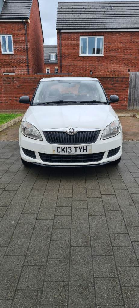 Skoda, FABIA, Hatchback, 2013, Manual, 1198 (cc), 5 doors