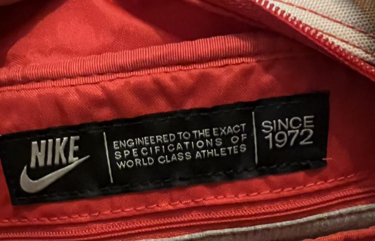 Vintage Nike Heritage ‘76 Print Gym Football Holdall Bag