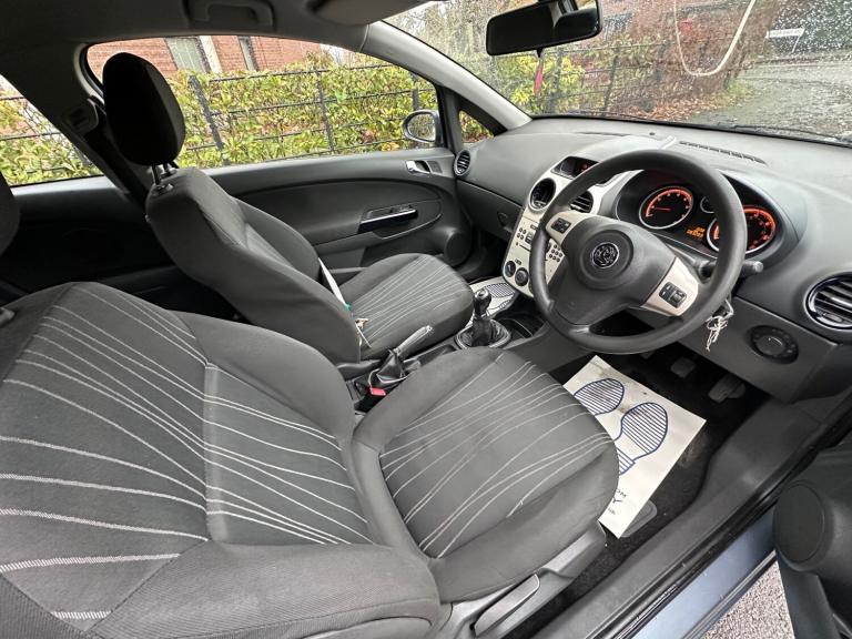2007 Vauxhall Corsa 1.2i 16V Club 3dr [AC] HATCHBACK Petrol Manual