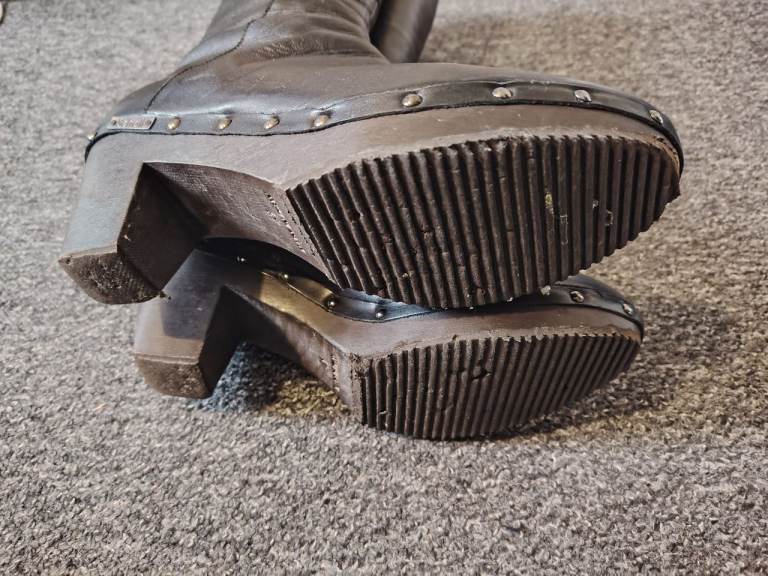 Scholl Ladies leather boots