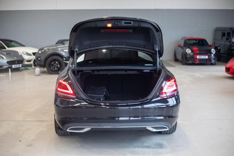 Mercedes-Benz C Class 2.0 C220d Sport Saloon 4dr Diesel G-Tronic+ Euro 6 (s/s) (194 ps) **Heated...
