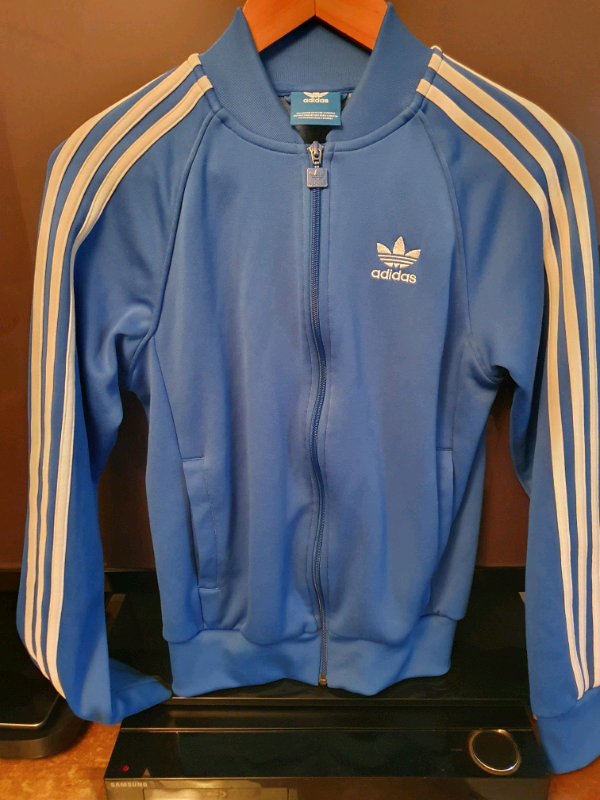 Boys adidas top XS