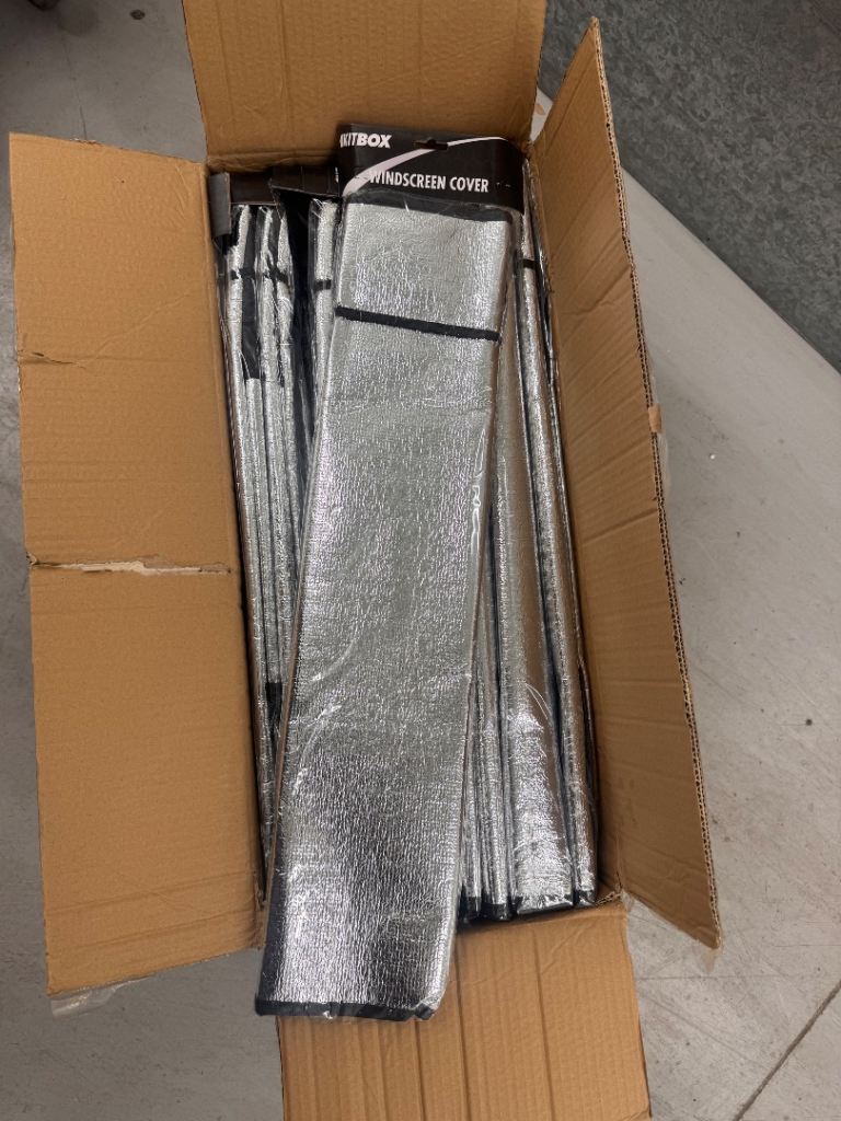 Car Windscreen Covers for Summer Sun Bulk Wholesale Clearance Car Boot Market £1