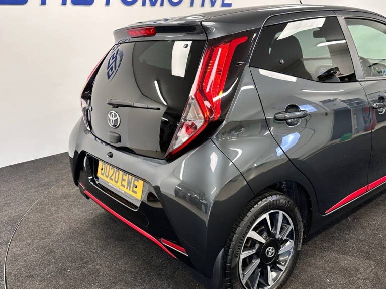 2020 Toyota AYGO 1.0 VVT-i X-TREND FUNROOF X-SHIFT AUTO FIVE DOOR 70 BHP Hatchback Petrol Automatic