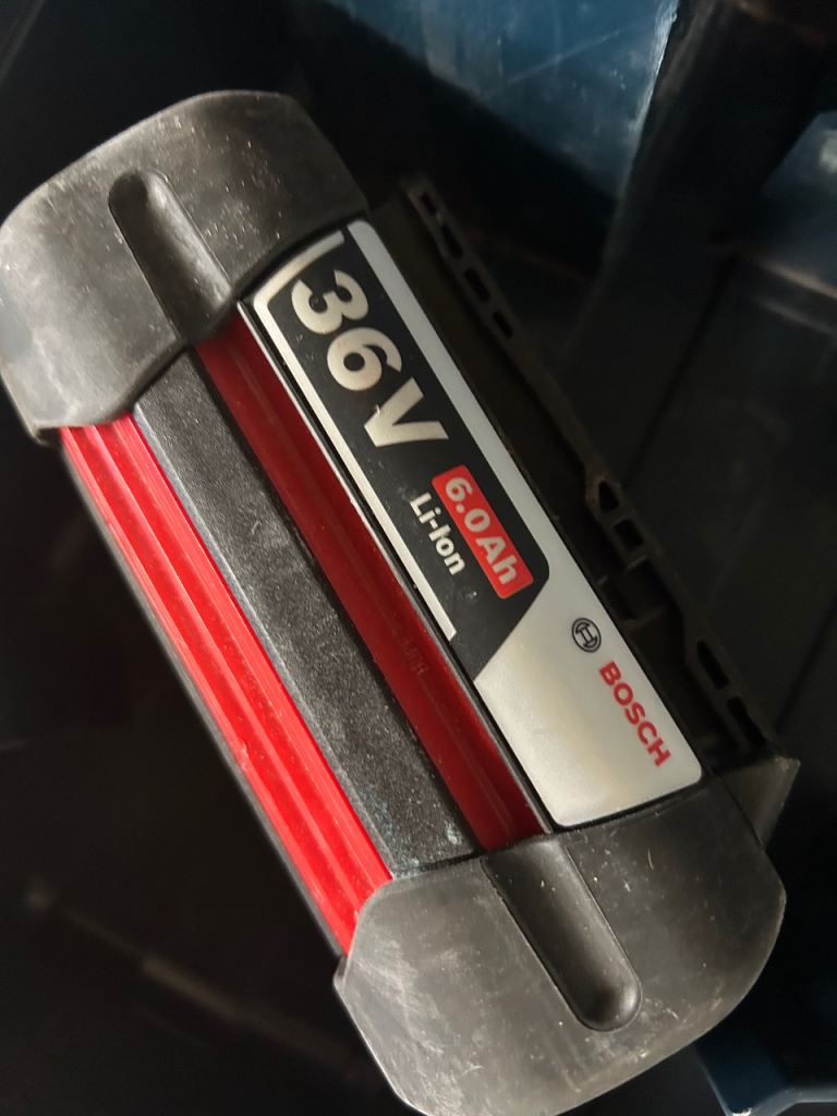 36V BOSCH 6.0 AH Li-Ion Battery & Charger