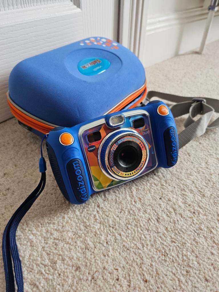 VTech Kidizoom Duo Camera with Carry Case – Good Condition