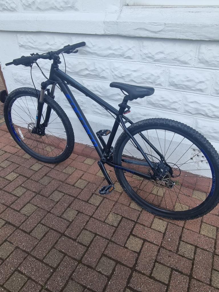 Black Carrera Mountain Bike 