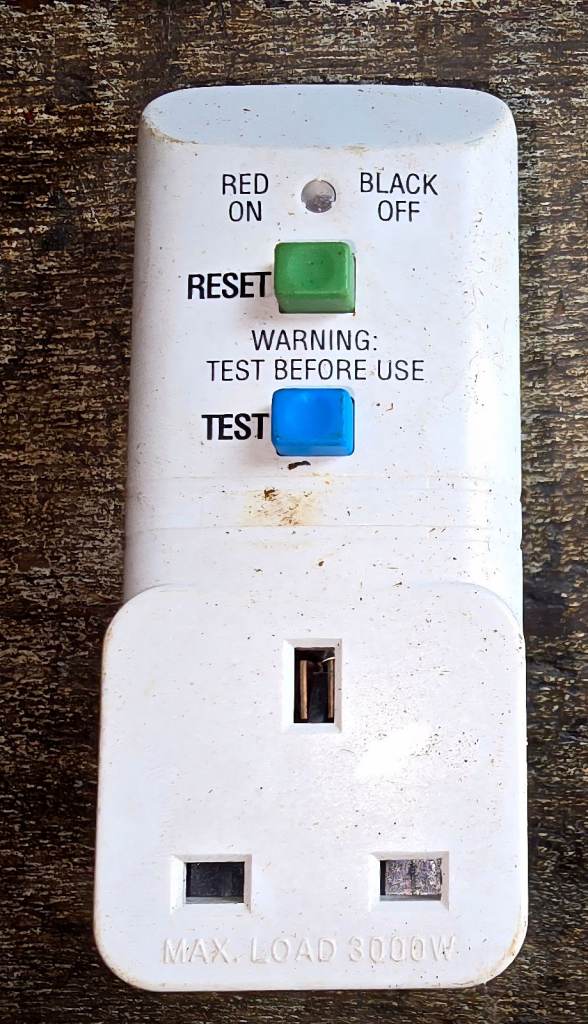 ⚡ Heavy-Duty RCD Plug Adapter