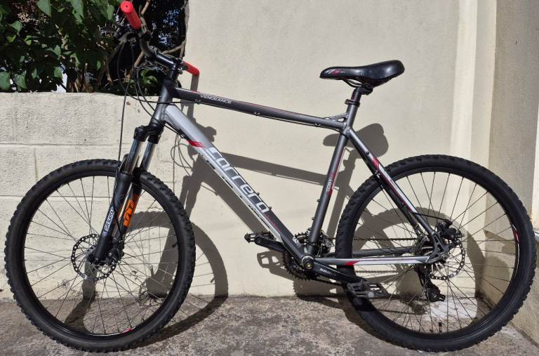 Men's carrera vengeance bike 