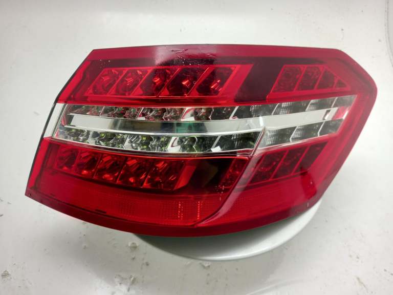Mercedes E Class Tail Light Rear Lamp O/S 2009-2013 4 Door Saloon Rh
