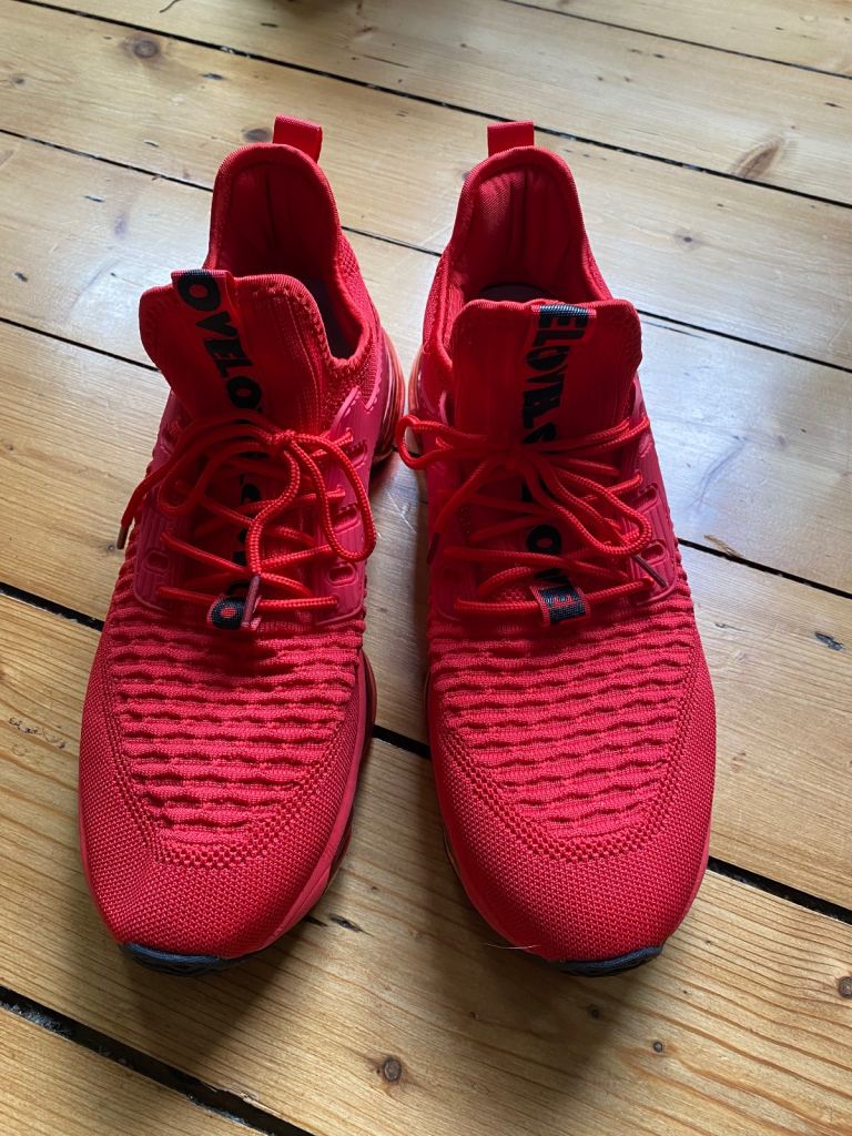 image for Men’s trainers air sole