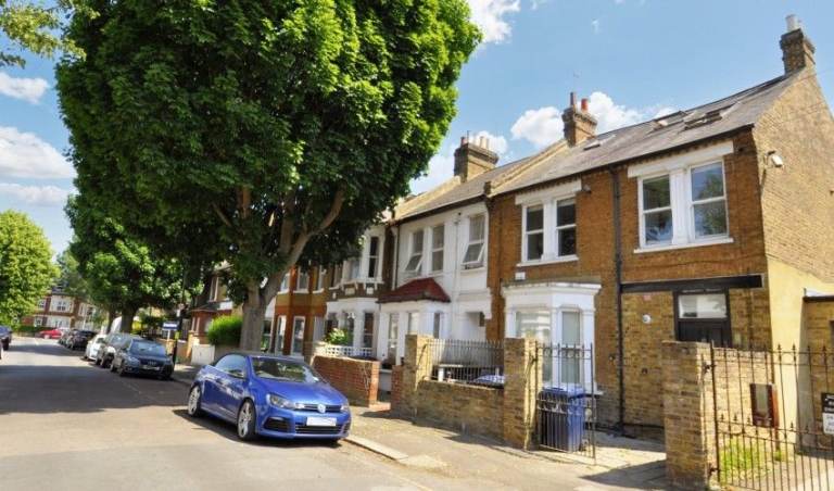 Lovely period conversion two double bedroom apartment