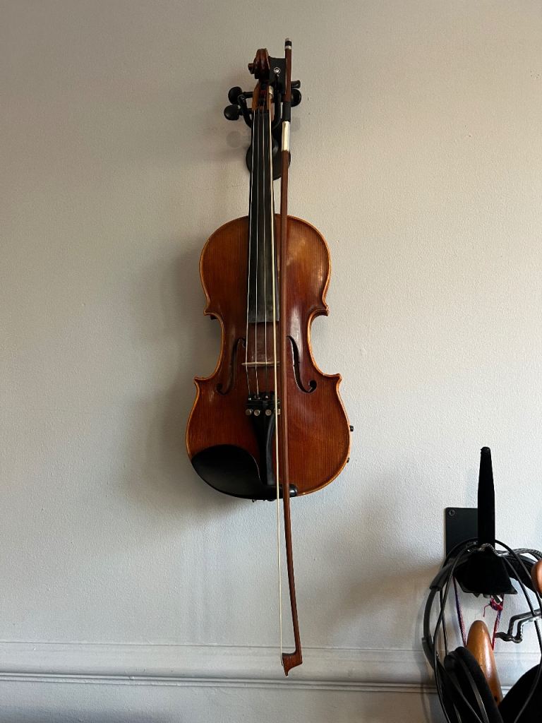 4/4 Violin – Ready to Play