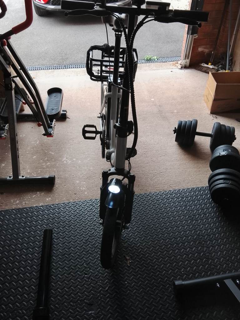 White Folding Electric Bike with electric pump– Good Condition E-Bike