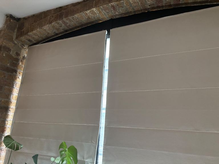 Custom fit window blinds 