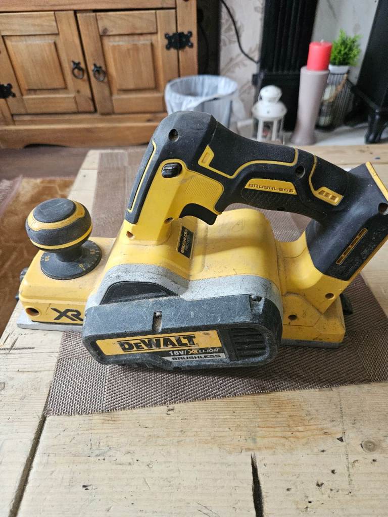 Dewalt planer