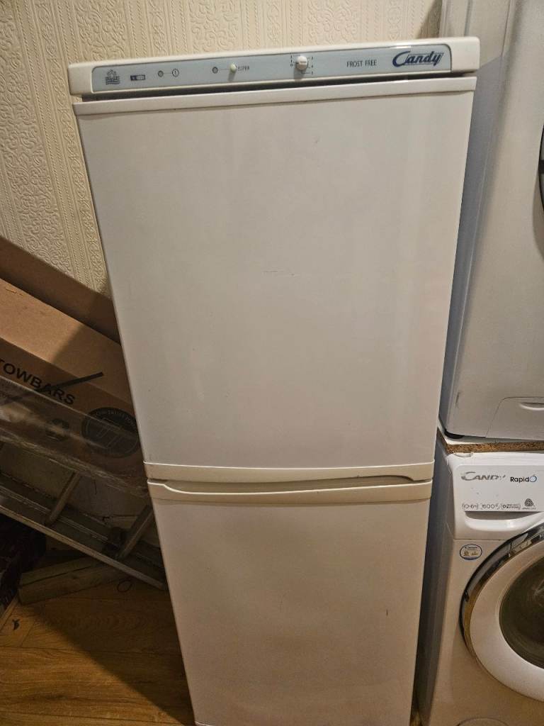 Candy fridge freezer 
