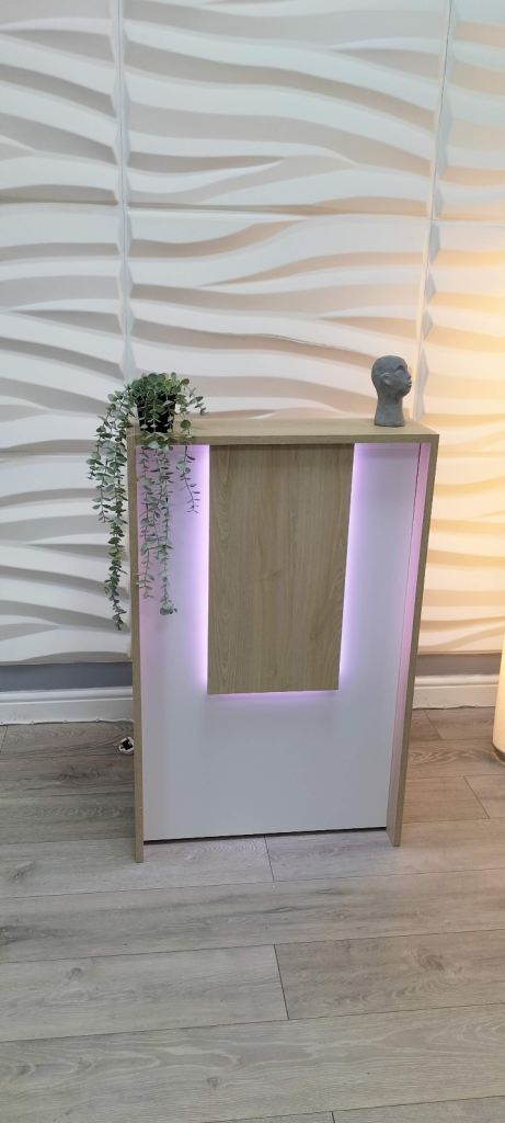 Salon reception desk 