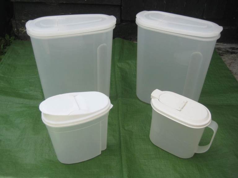 4 Plastic Food Dispensers: 2x5 Litre Whitefurze Dispensers: 2 for £7; 2x1 Litre Containers: 2 for £3