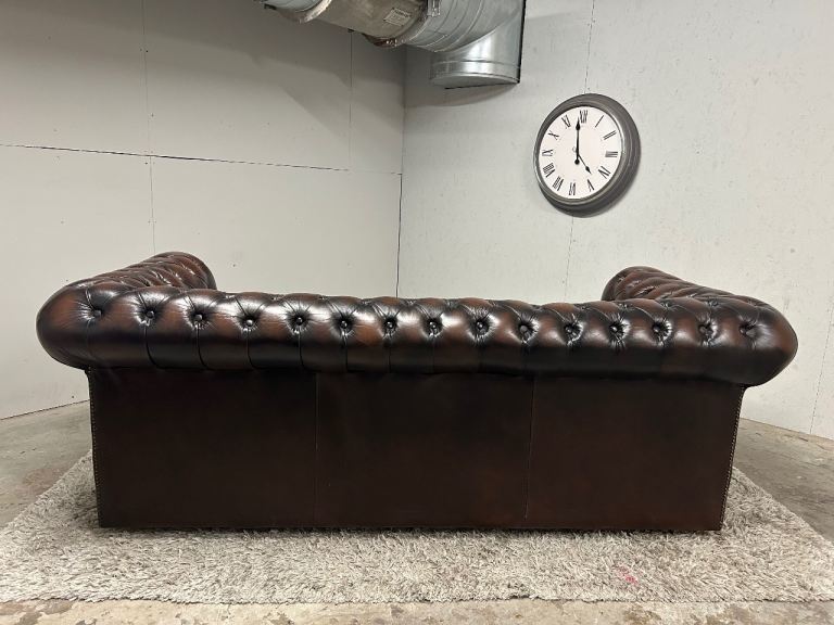 PAIR OF CHESTERFIELD 3 SEATER CLUB SOFAS DELIVERY AVAILABLE 