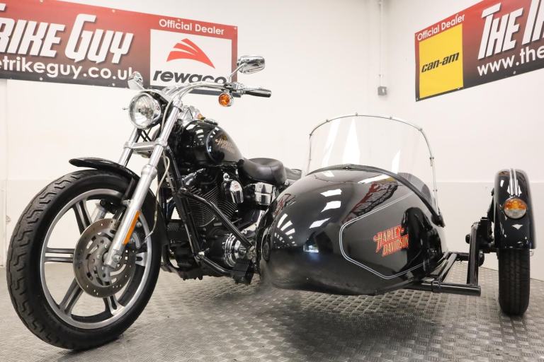 2005 Harley-Davidson FXDL Sidecar Outfit- 7600 Miles