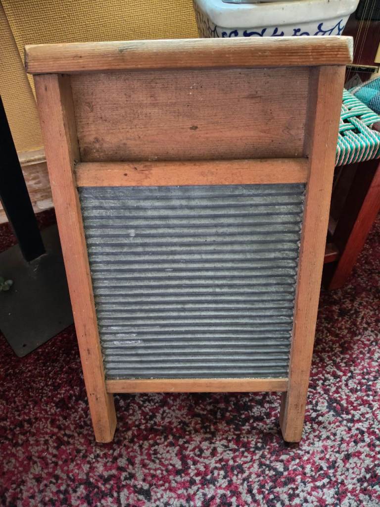Small vintage Wooden Wash Board - near perfect condition.