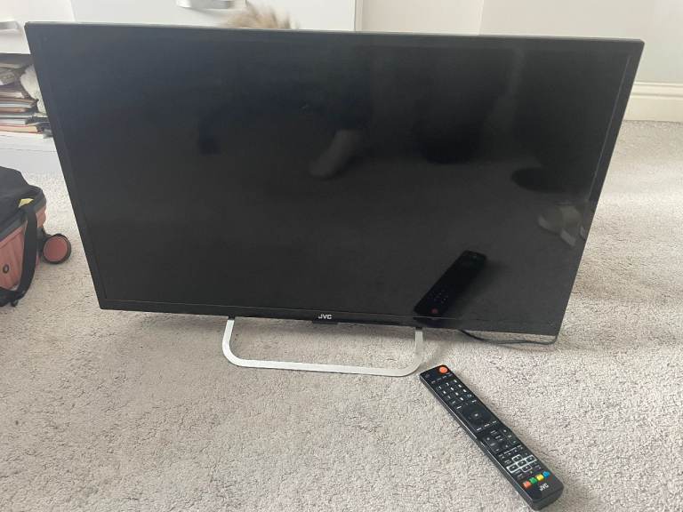 JVC LT-32C360 32" LED TV