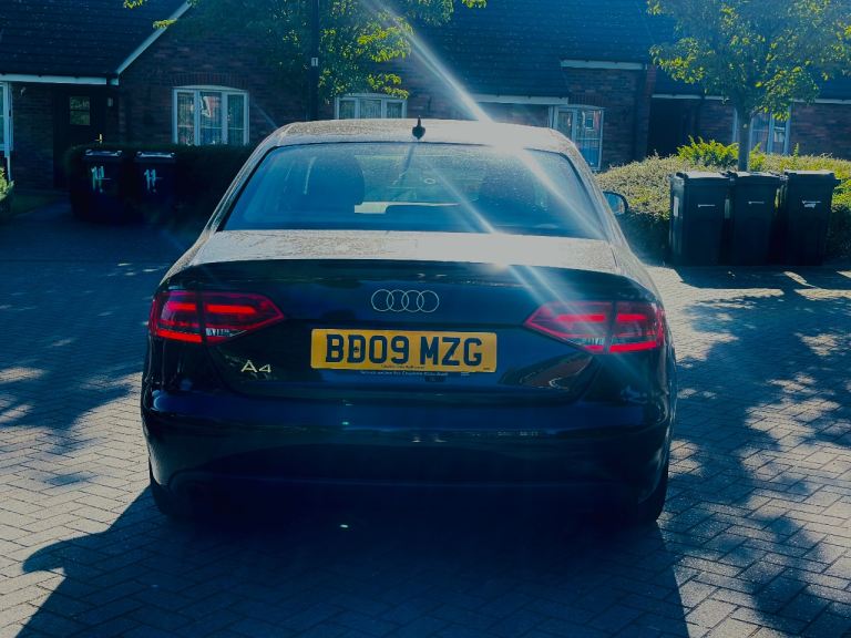 Audi, A4, Saloon, 2009, Manual, 1968 (cc), 4 doors